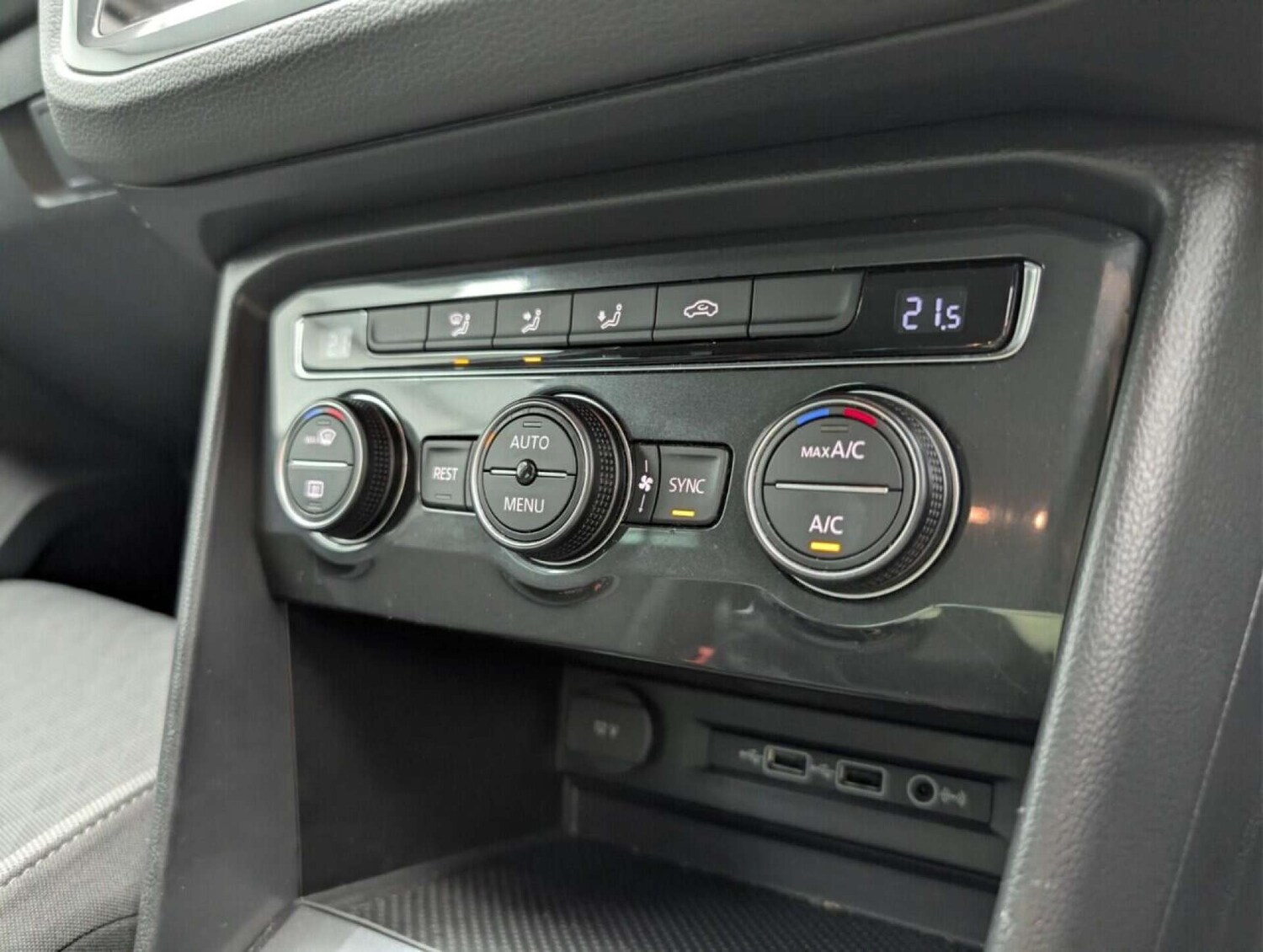 Used Volkswagen Tiguan 2020 for sale - 77714237: Photo 15