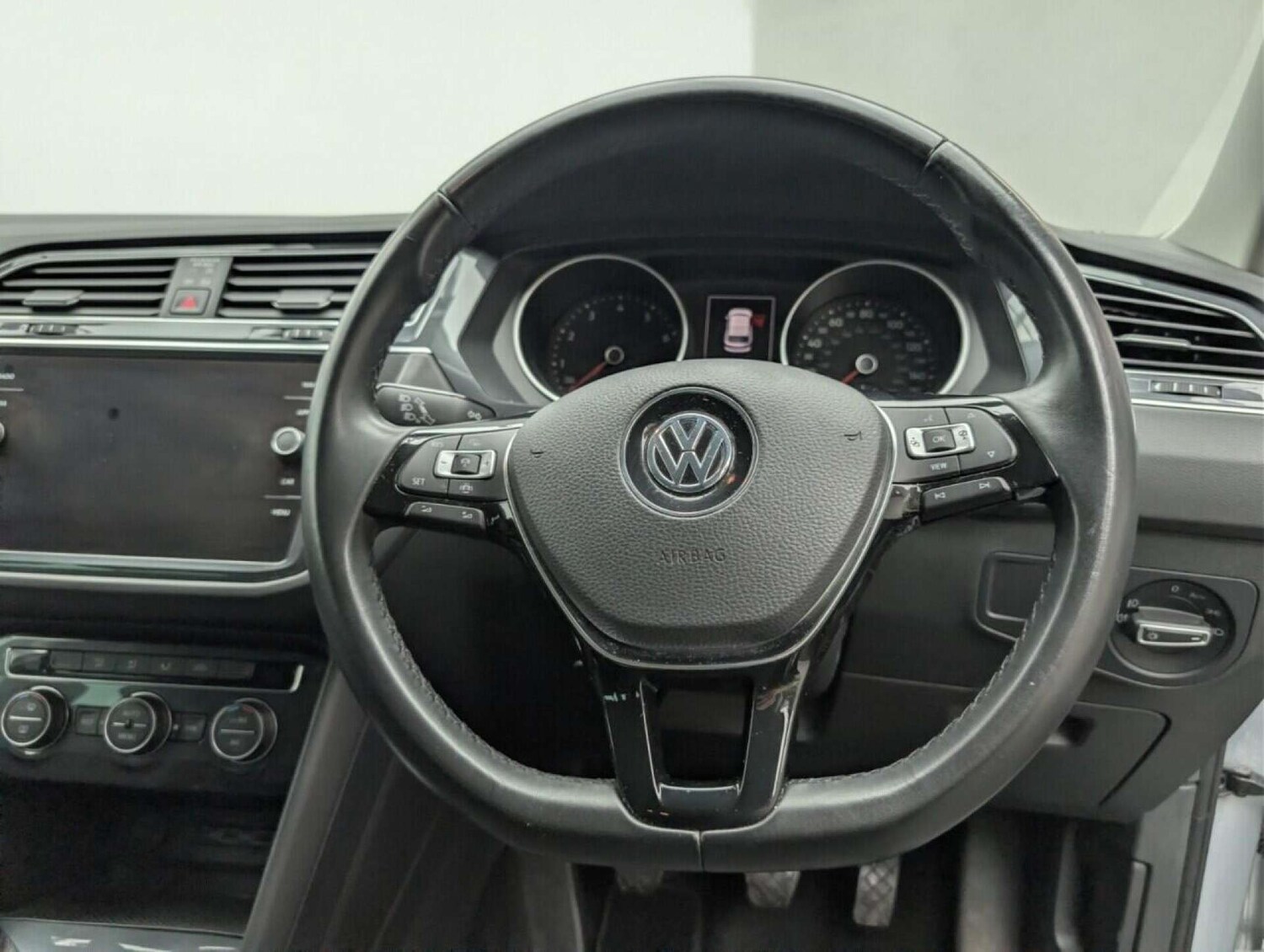 Used Volkswagen Tiguan 2020 for sale - 77714237: Photo 20
