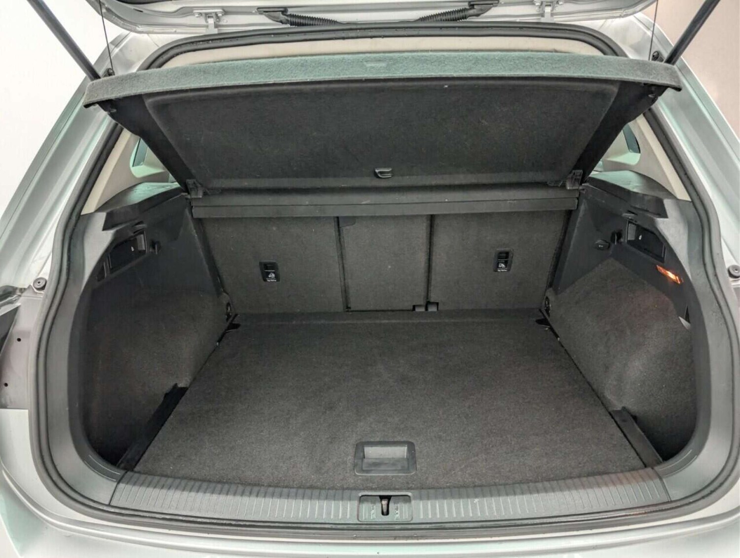 Used Volkswagen Tiguan 2020 for sale - 77714237: Photo 23