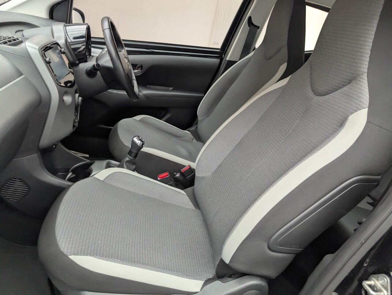 Used Toyota AYGO 2021 for sale - 76423984: Photo 27