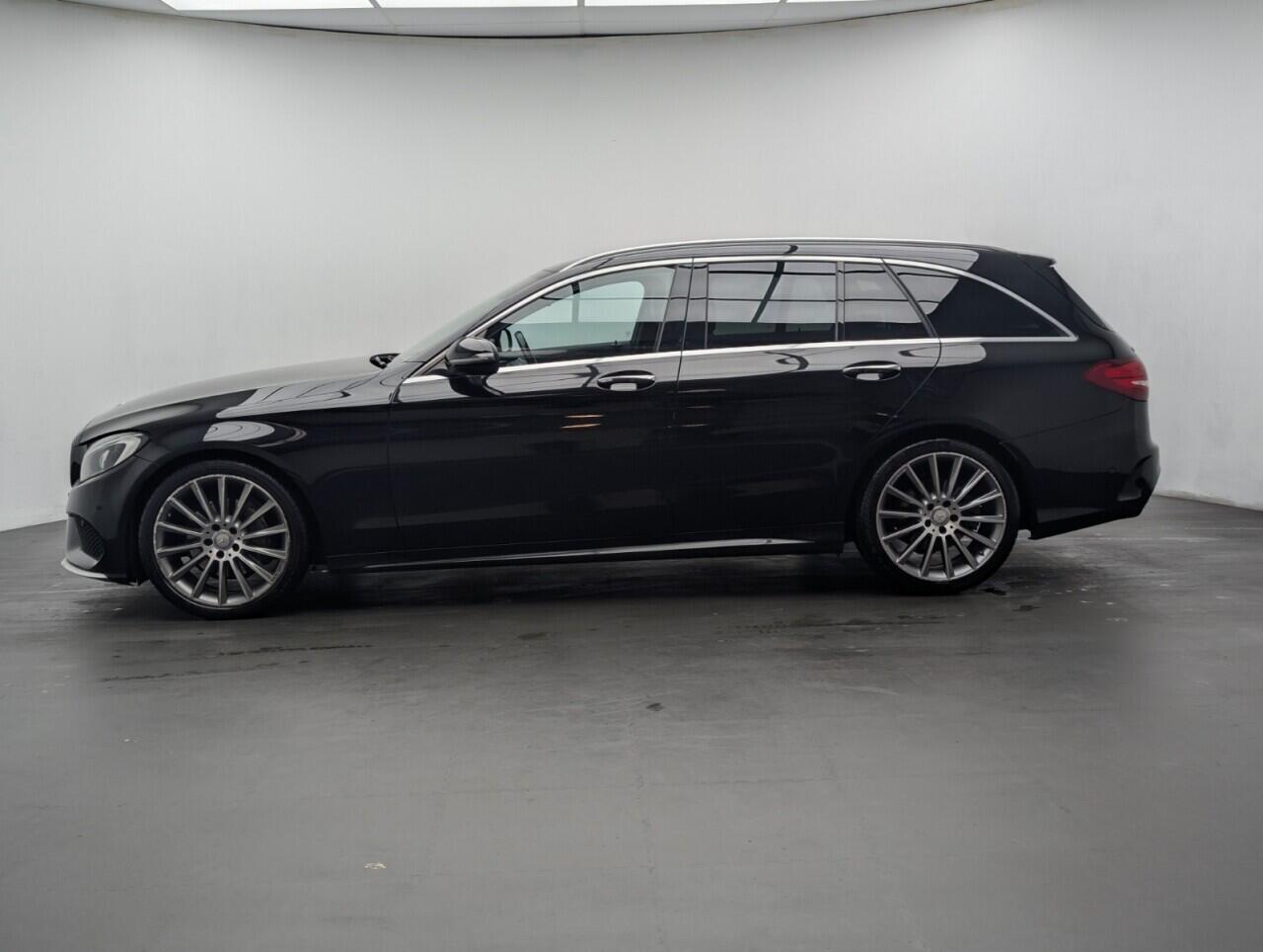 Used Mercedes-Benz C Class 2017 for sale - 76457101: Photo 5