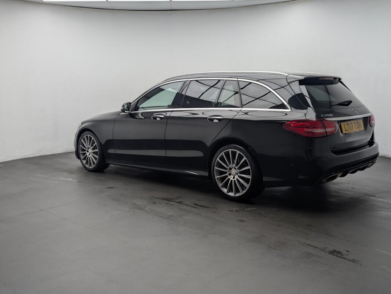 Used Mercedes-Benz C Class 2017 for sale - 76457101: Photo 6