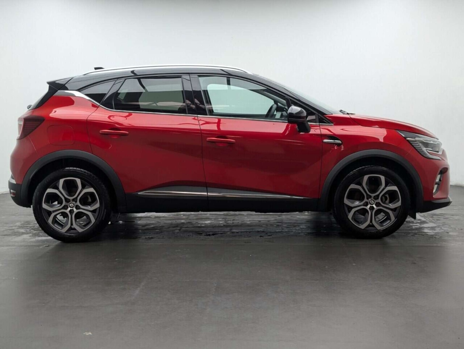 Used Renault Captur 2022 for sale - 78064620: Photo 11