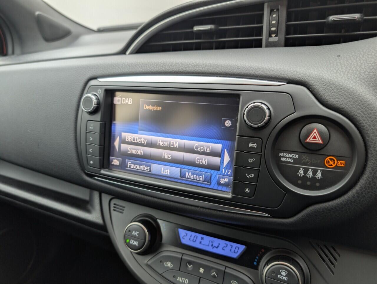 Used Toyota Yaris 2016 for sale - 76527889: Photo 13