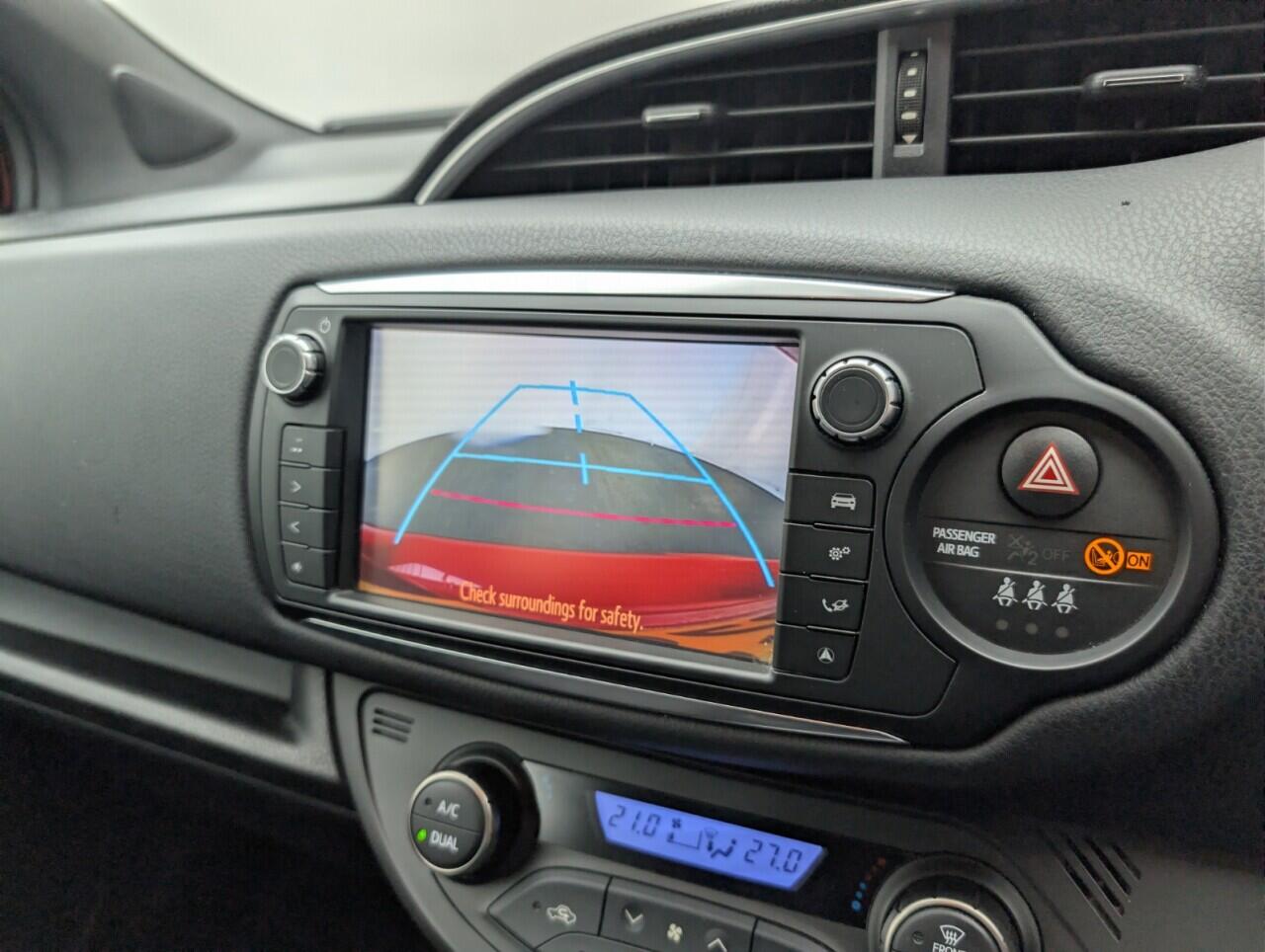 Used Toyota Yaris 2016 for sale - 76527889: Photo 14