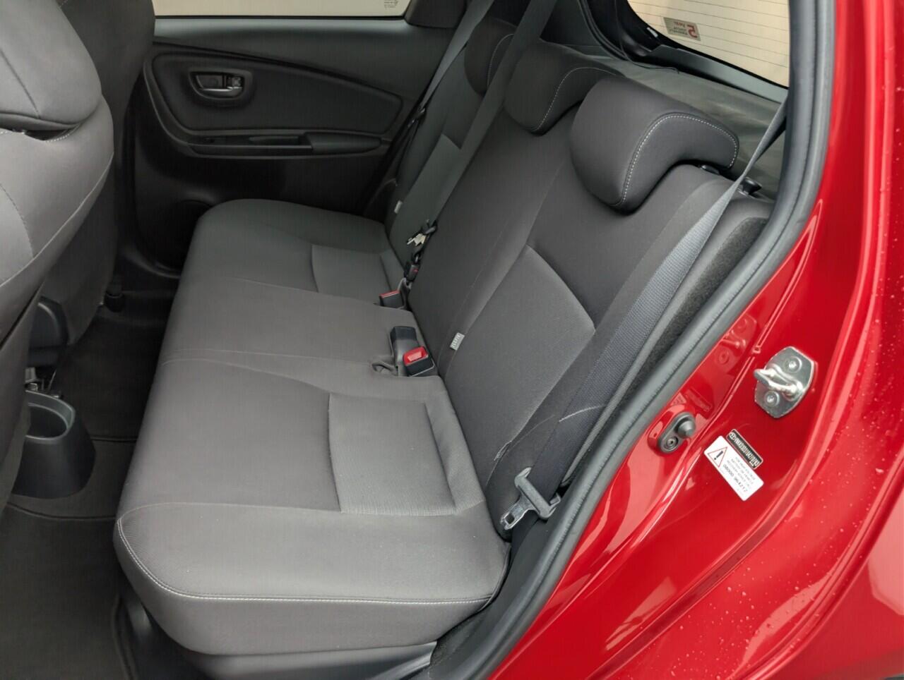 Used Toyota Yaris 2016 for sale - 76527889: Photo 26