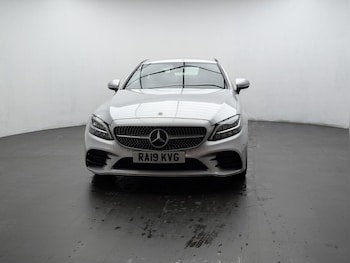 Used Mercedes-Benz C Class 2019 for sale - 76422848: Photo