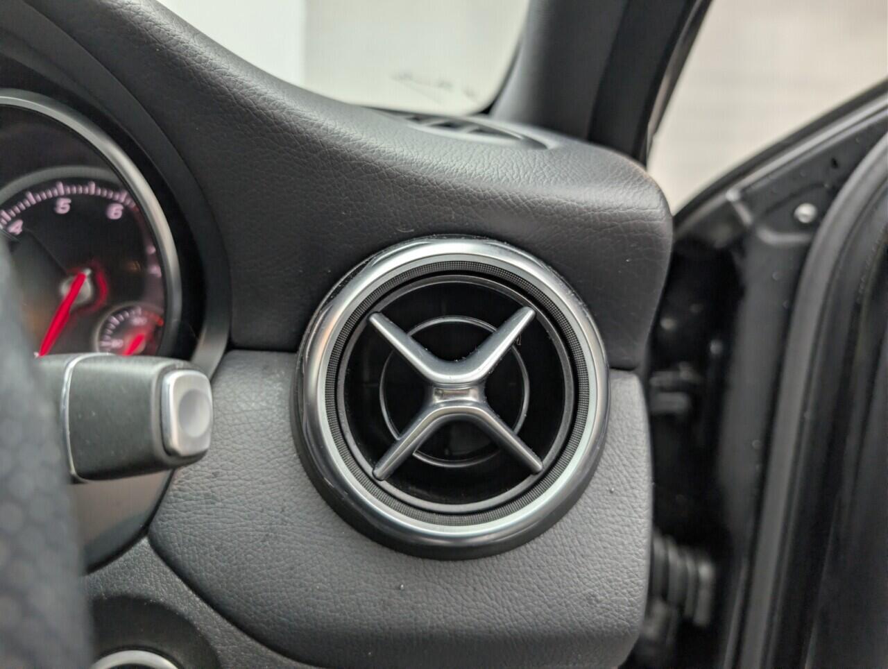 Used Mercedes-Benz GLA 2019 for sale - 77455726: Photo 19