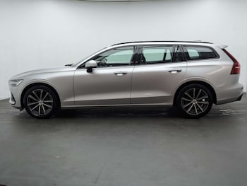 Used Volvo V60 2021 for sale - 78499443: Photo