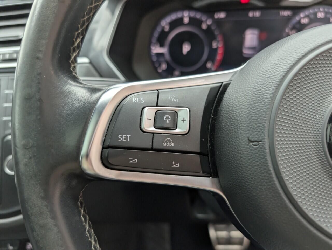 Used Volkswagen Tiguan 2017 for sale - 76424390: Photo 19