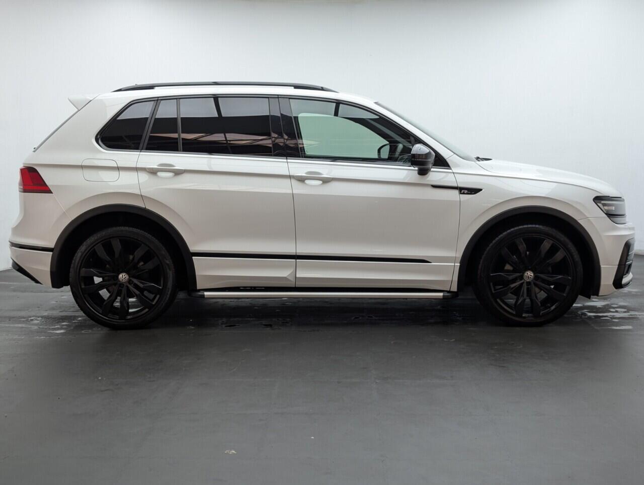 Used Volkswagen Tiguan 2017 for sale - 76424390: Photo 9