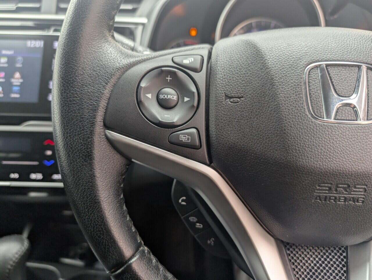 Used Honda Jazz 2017 for sale - 76423074: Photo 19