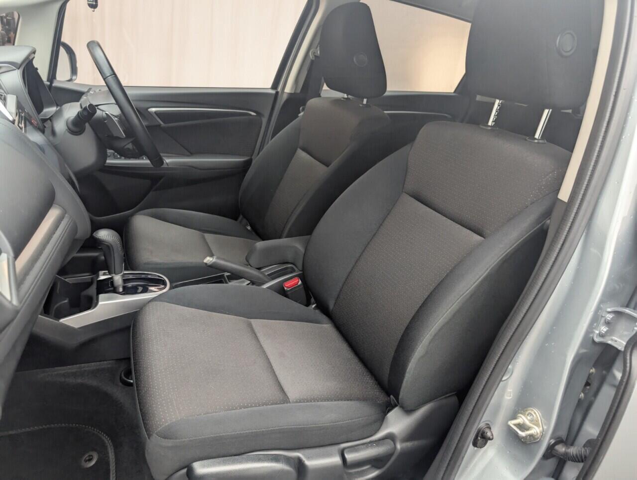 Used Honda Jazz 2017 for sale - 76423074: Photo 28