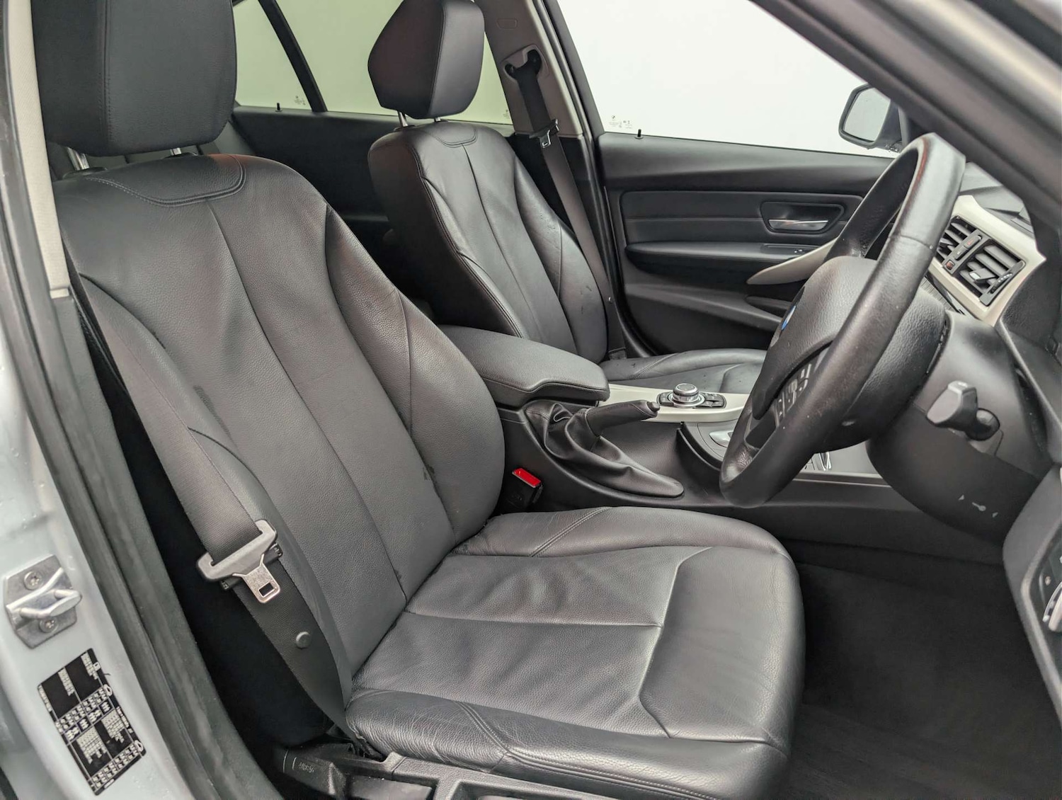 Used BMW 3 Series 2017 for sale - 78003805: Photo 30