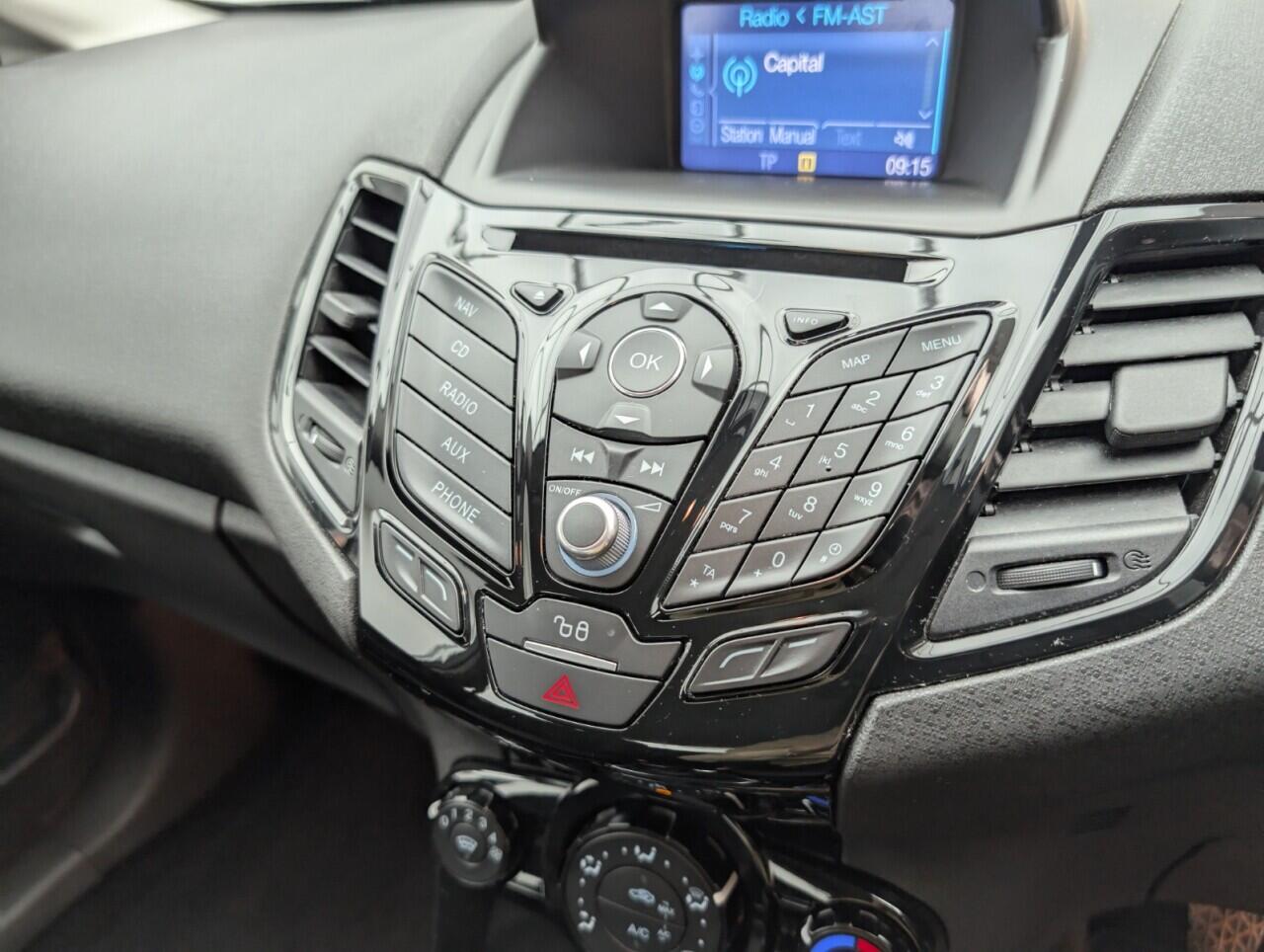 Used Ford Fiesta 2017 for sale - 76424497: Photo 14