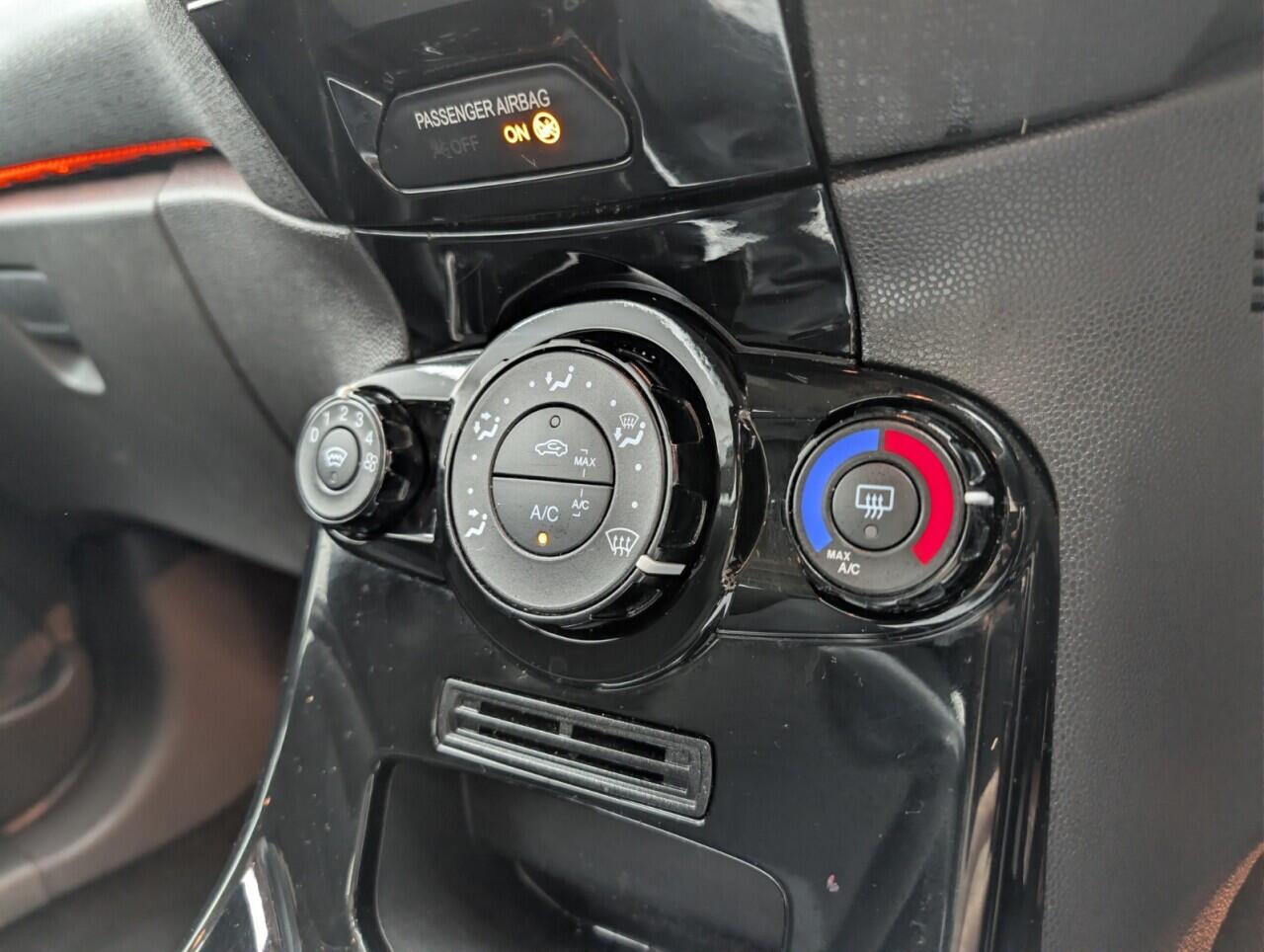 Used Ford Fiesta 2016 for sale - 77074309: Photo 15