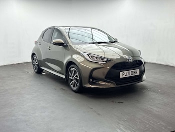 Used Toyota Yaris 2021 for sale - 79261398: Photo