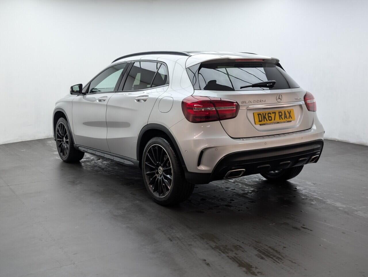 Used Mercedes-Benz A-Class 2017 for sale - 76424509: Photo 6