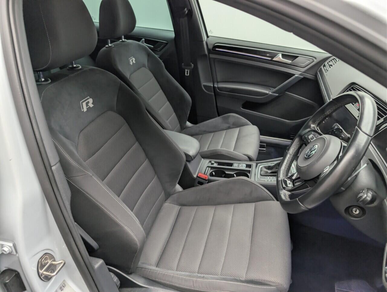 Used Volkswagen Golf 2019 for sale - 77074328: Photo 12