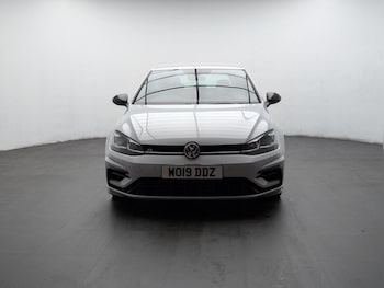 Used Volkswagen Golf 2019 for sale - 77074328: Photo