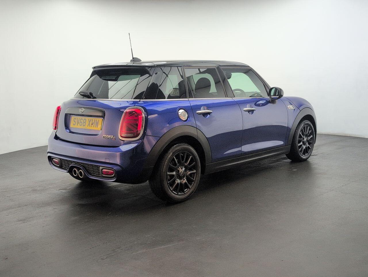 Used MINI Hatch 2018 for sale - 76424929: Photo 8