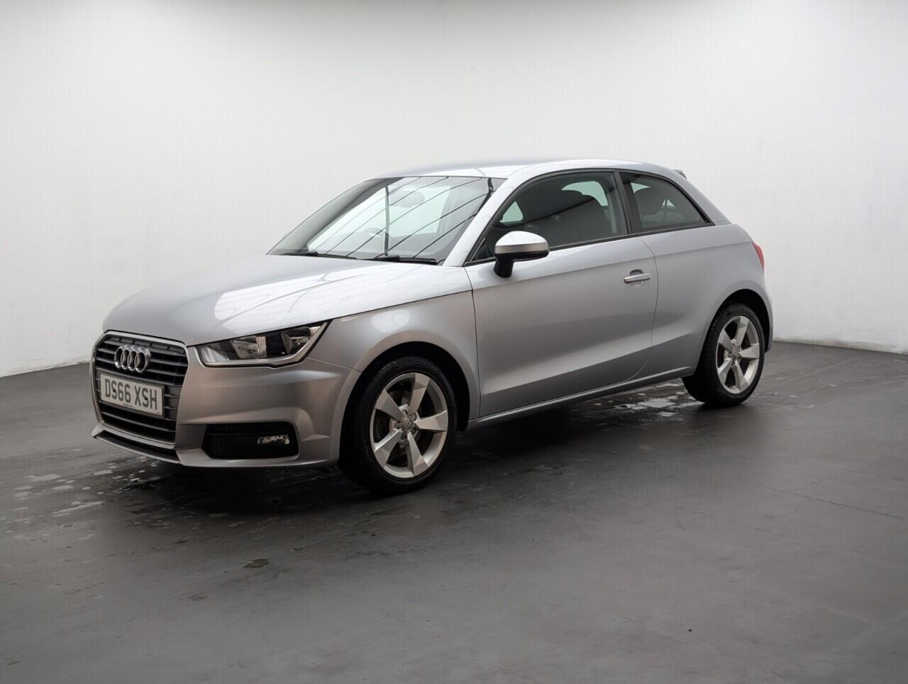 Used Audi A1 2016 for sale - 77131533: Photo 4