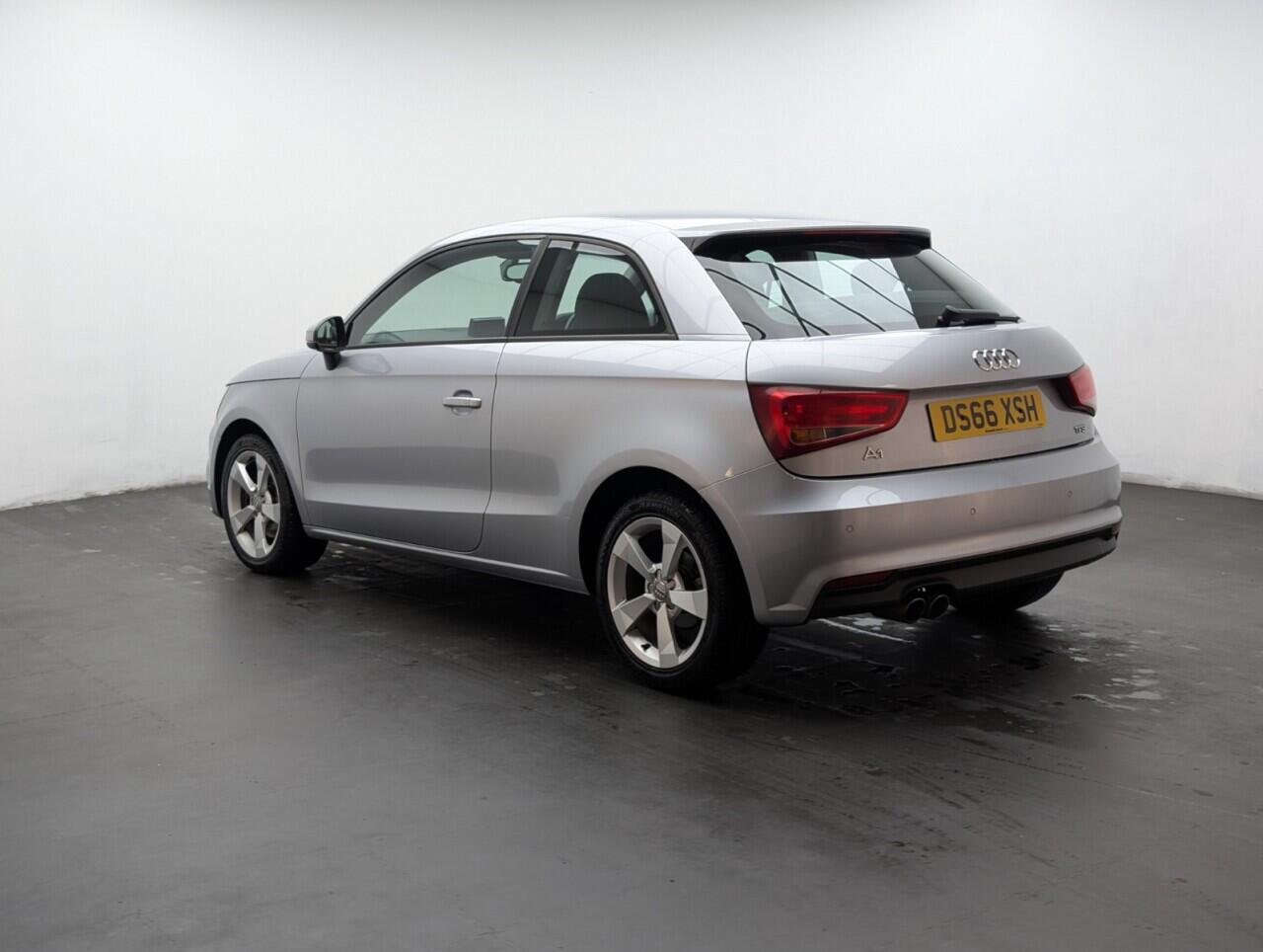 Used Audi A1 2016 for sale - 77131533: Photo 6