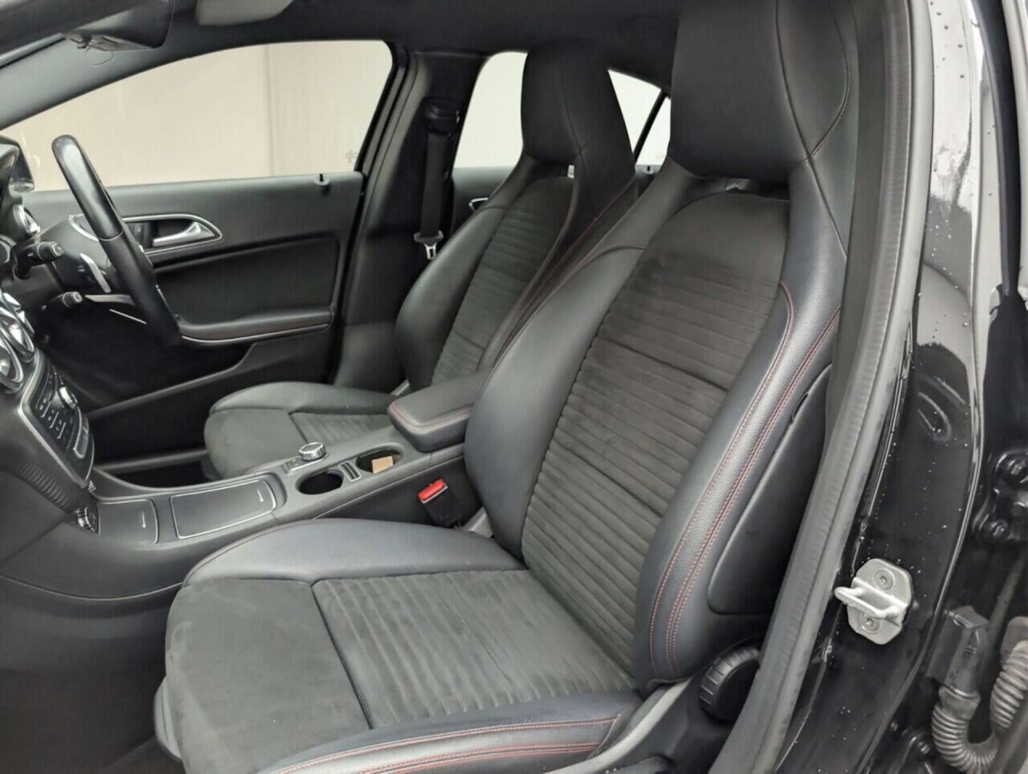 Used Mercedes-Benz A-Class 2017 for sale - 77713051: Photo 25