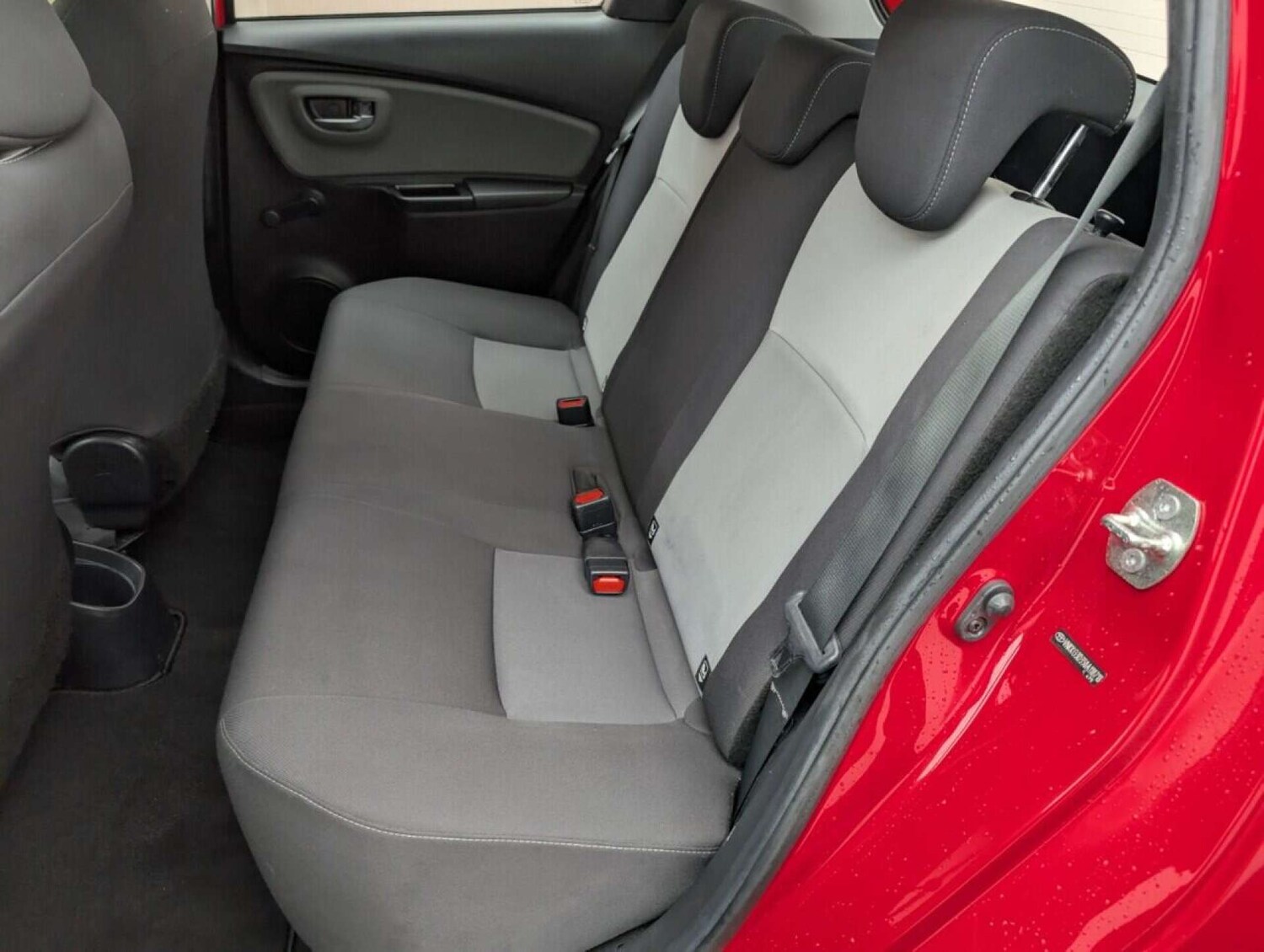 Used Toyota Yaris 2019 for sale - 77713736: Photo 27