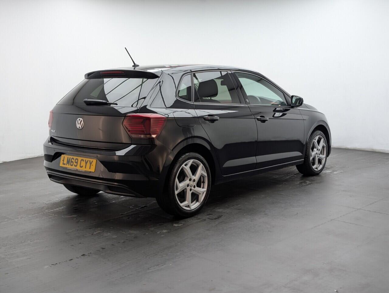 Used Volkswagen Polo 2019 for sale - 76608424: Photo 8
