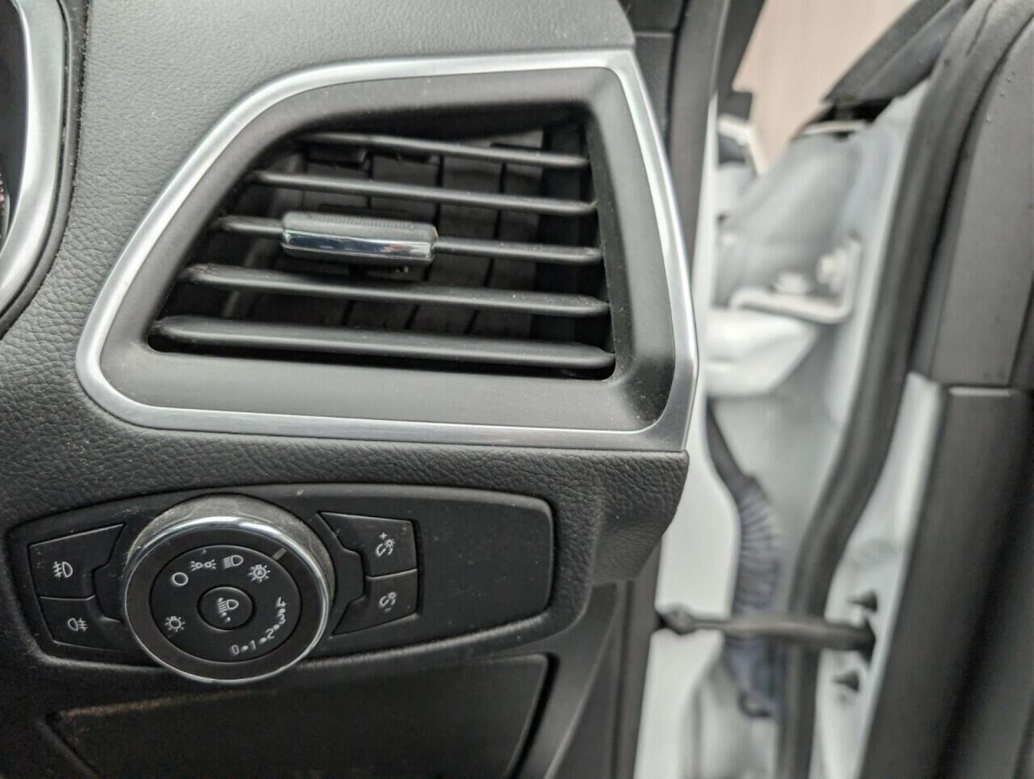 Used Ford S-Max 2017 for sale - 77713967: Photo 21