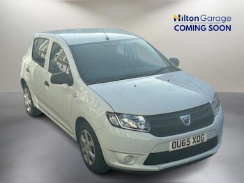 Used Dacia Sandero 2015 for sale - 77704658: Photo