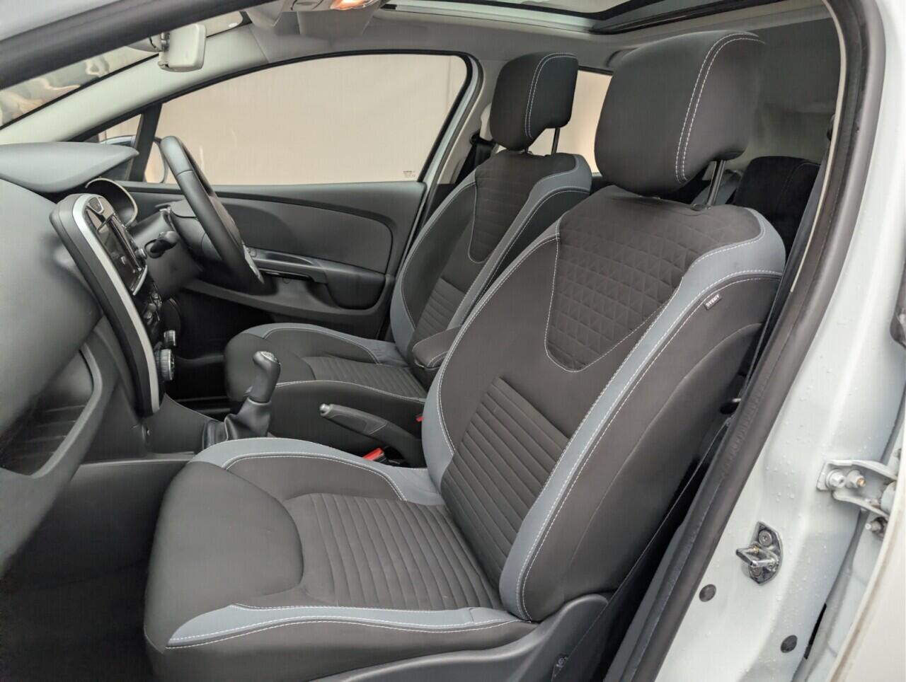 Used Renault Clio 2016 for sale - 76742329: Photo 28