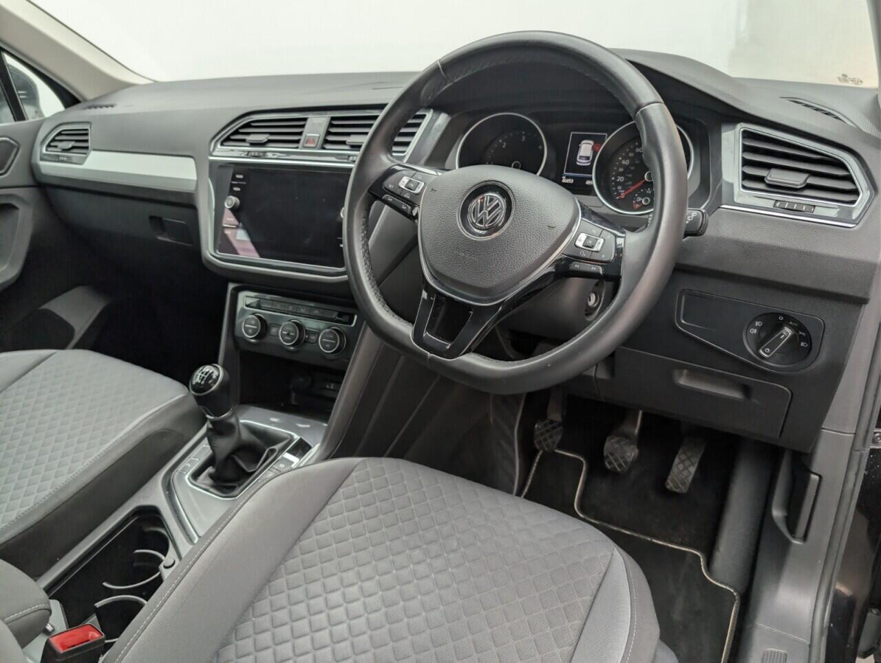 Used Volkswagen Tiguan 2017 for sale - 77130891: Photo 11