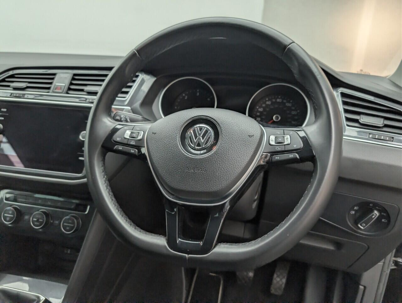 Used Volkswagen Tiguan 2017 for sale - 77130891: Photo 23