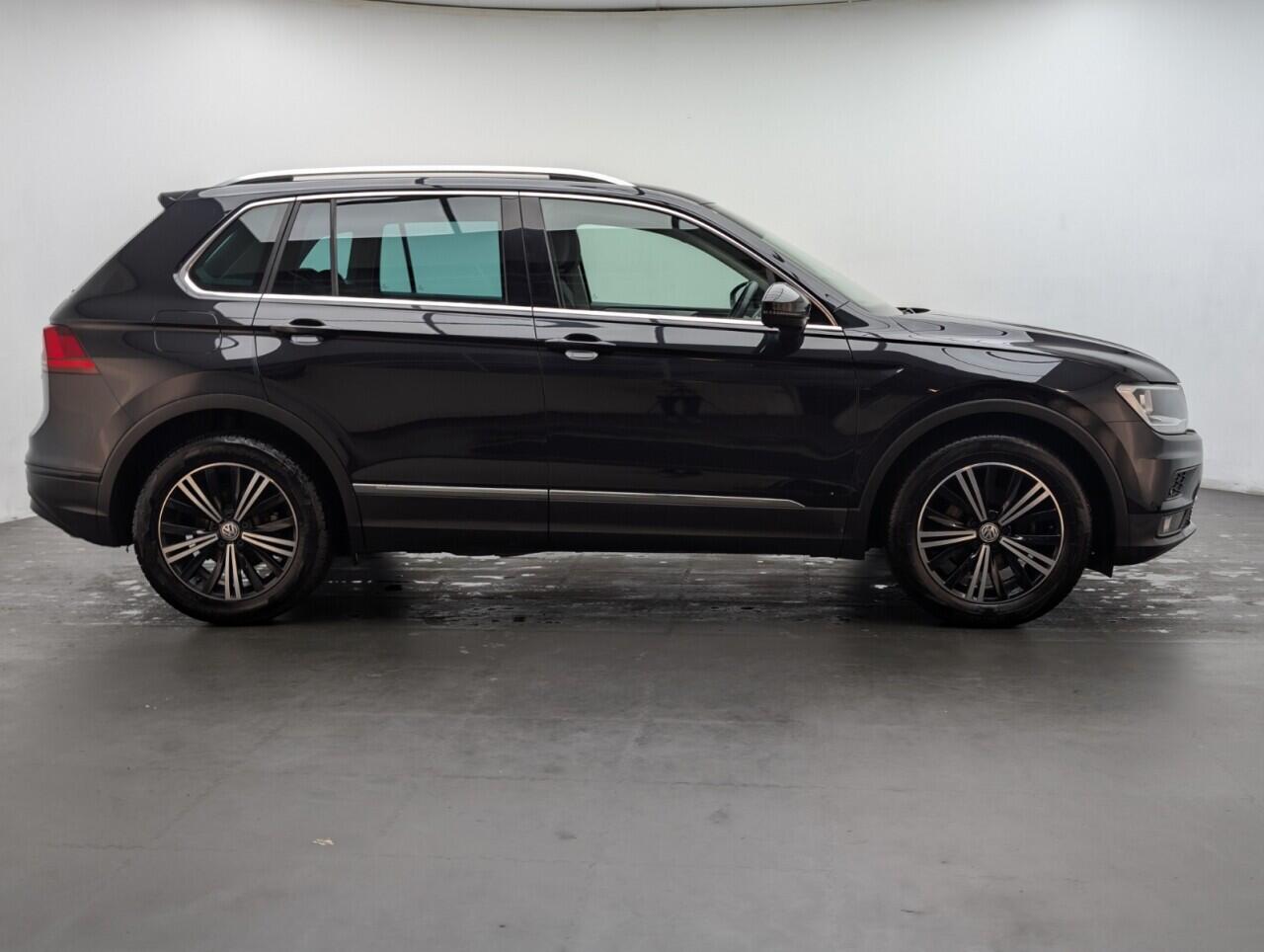 Used Volkswagen Tiguan 2017 for sale - 77130891: Photo 9