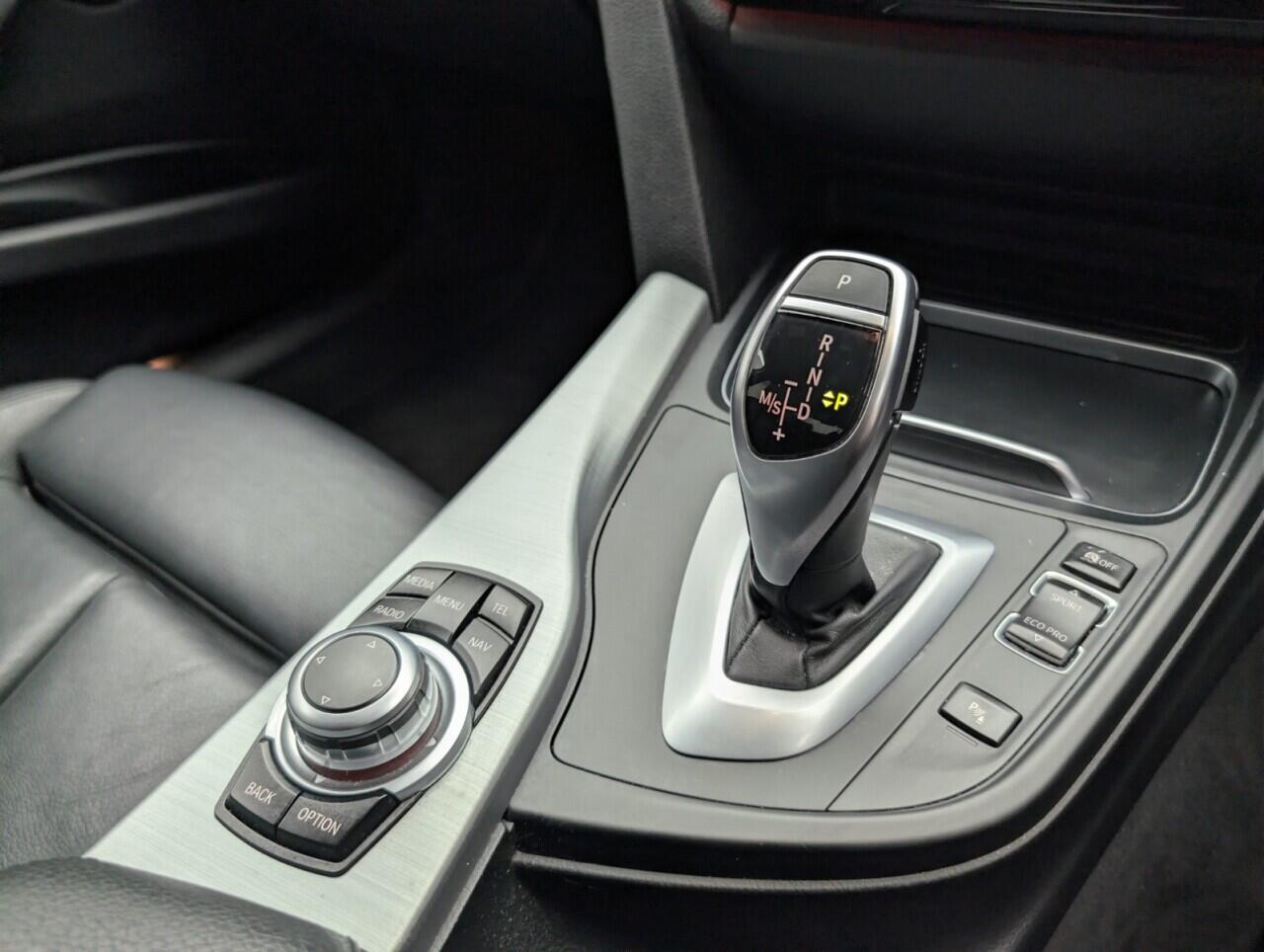 Used BMW 3 Series 2017 for sale - 77358601: Photo 15