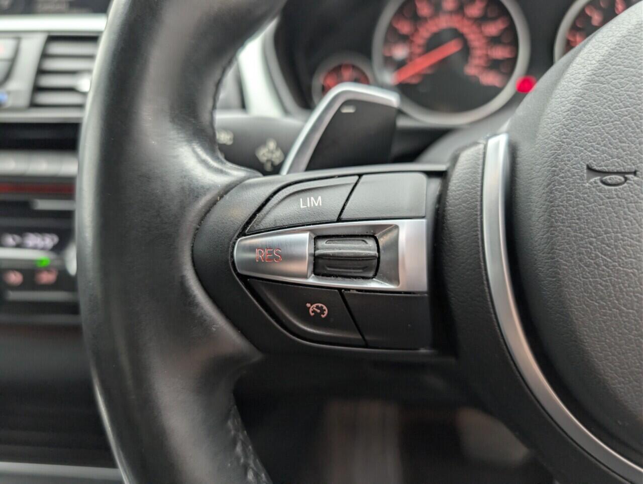 Used BMW 3 Series 2017 for sale - 77358601: Photo 17