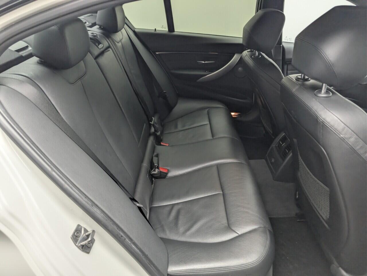 Used BMW 3 Series 2017 for sale - 77358601: Photo 23