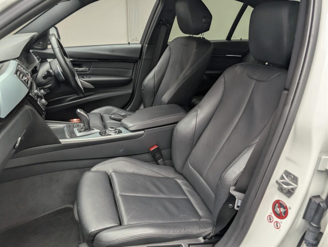 Used BMW 3 Series 2017 for sale - 77358601: Photo 26