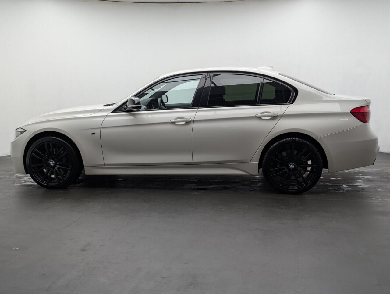 Used BMW 3 Series 2017 for sale - 77358601: Photo 5