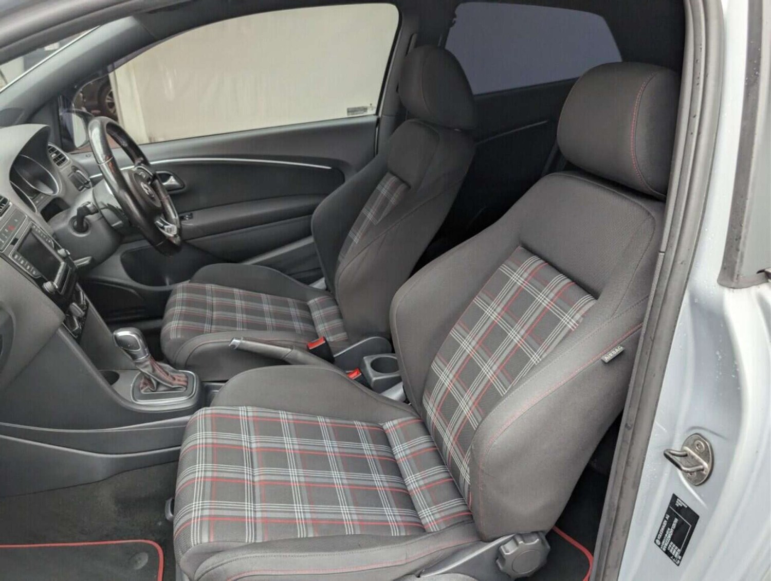 Used Volkswagen Polo 2017 for sale - 77713182: Photo 25