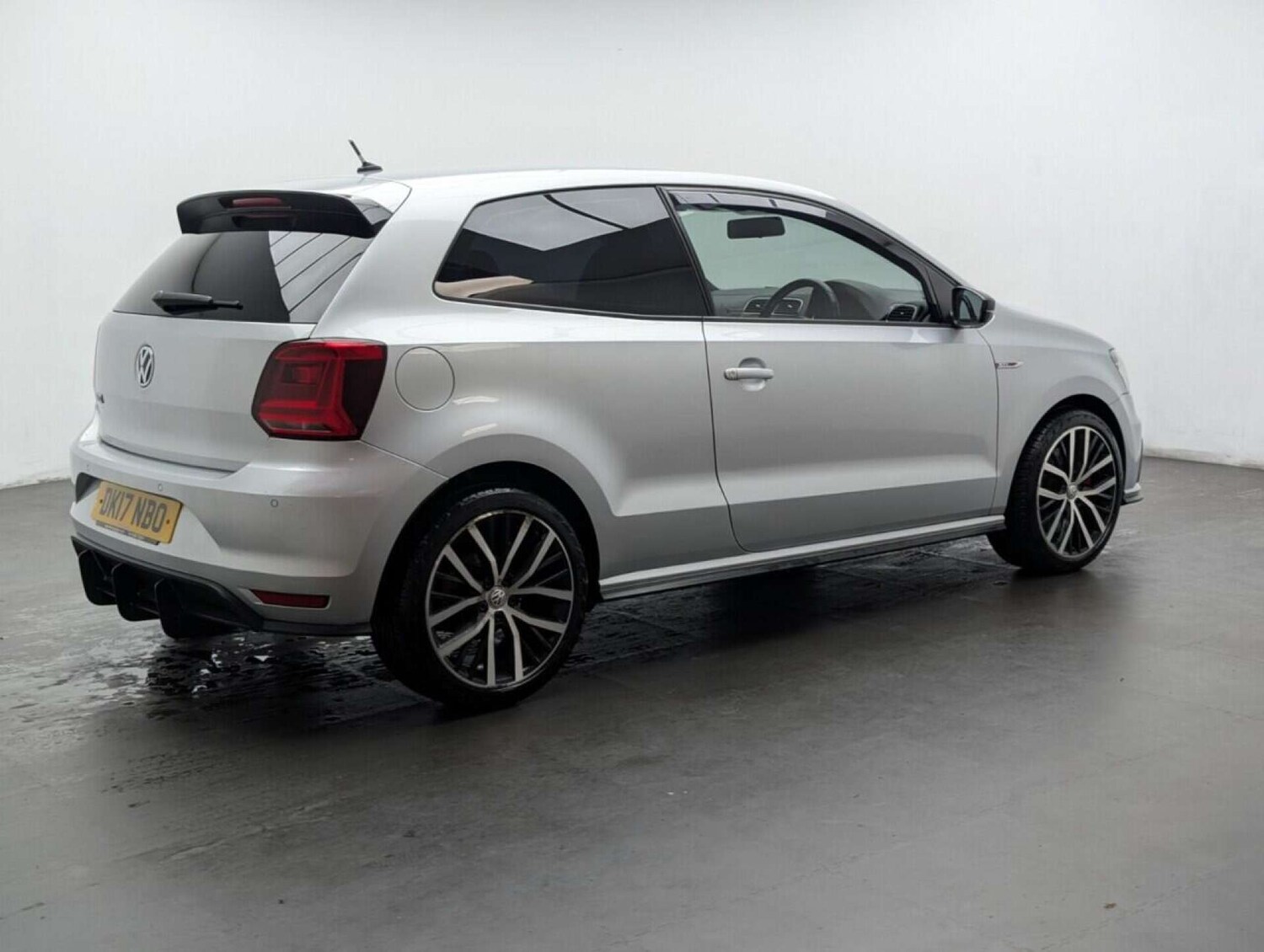 Used Volkswagen Polo 2017 for sale - 77713182: Photo 8