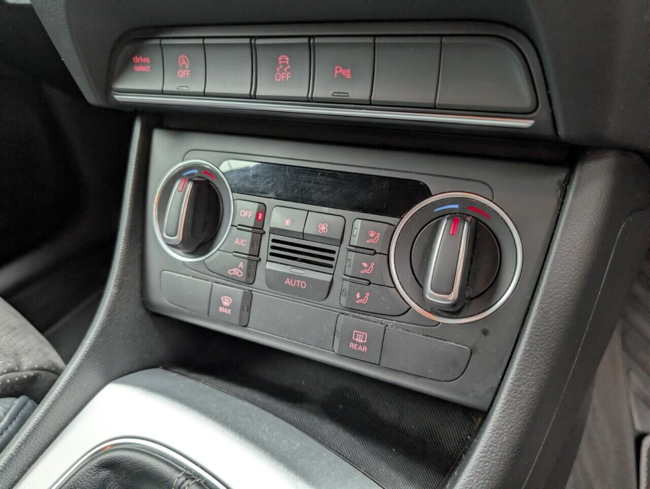 Used Audi Q3 2016 for sale - 76538721: Photo 15