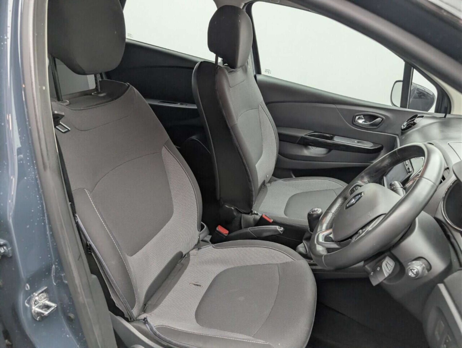 Used Renault Captur 2017 for sale - 77714273: Photo 12