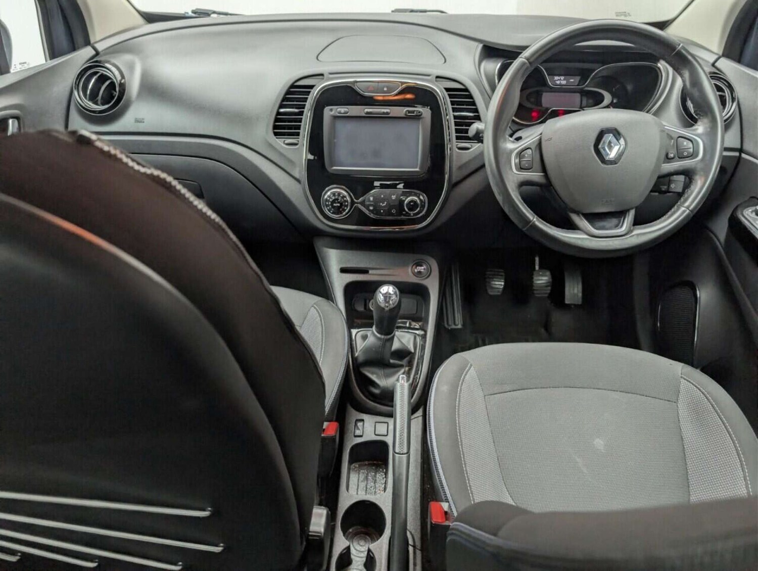 Used Renault Captur 2017 for sale - 77714273: Photo 20