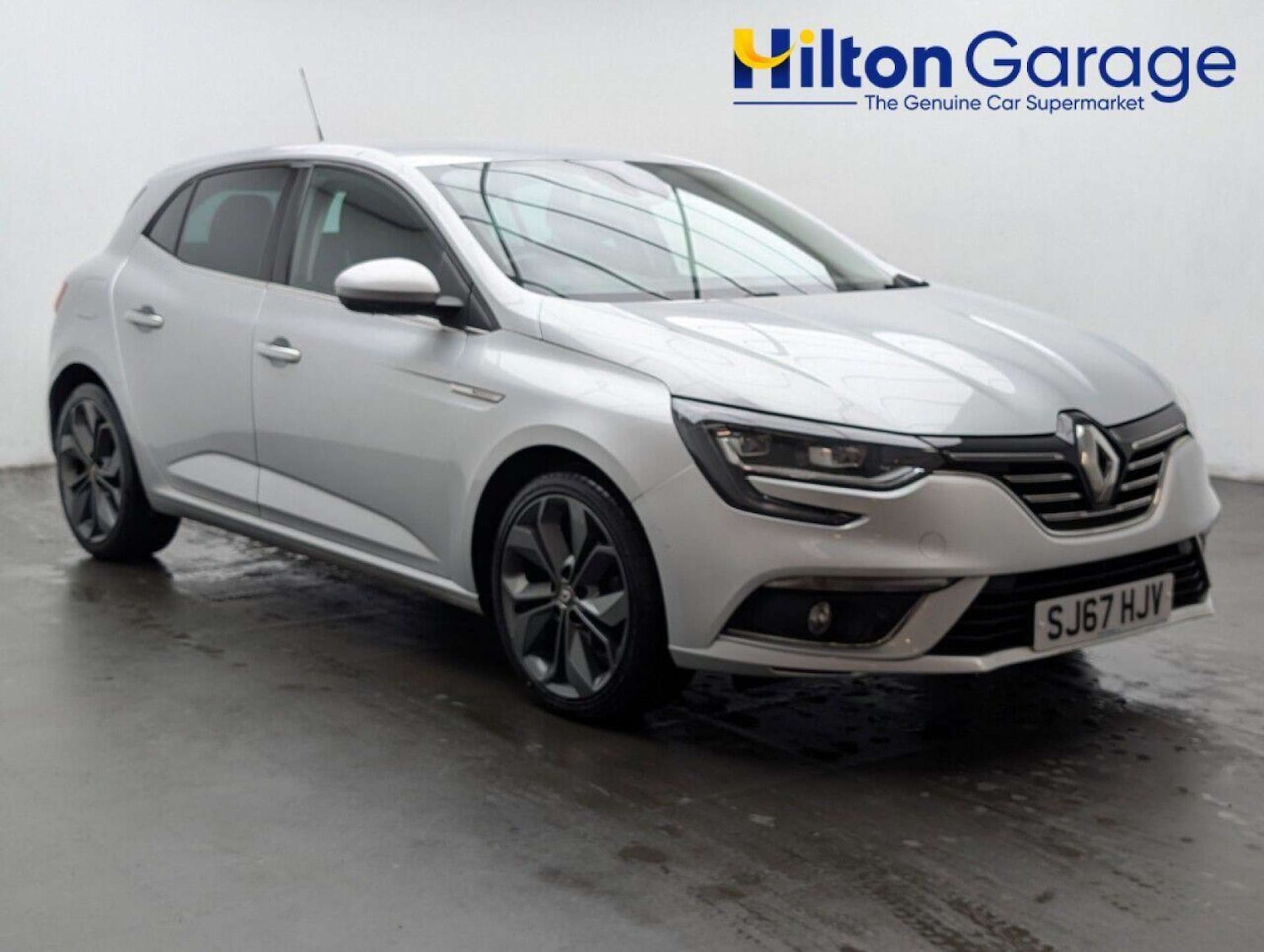 Used Renault Megane 2017 for sale - 77713908: Photo 1
