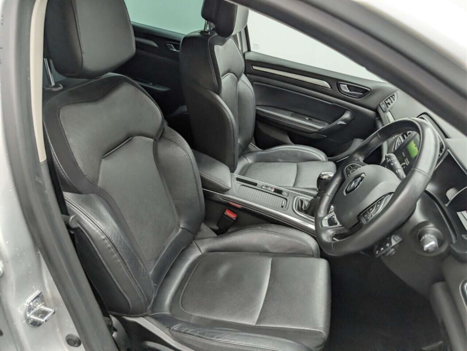 Used Renault Megane 2017 for sale - 77713908: Photo 12