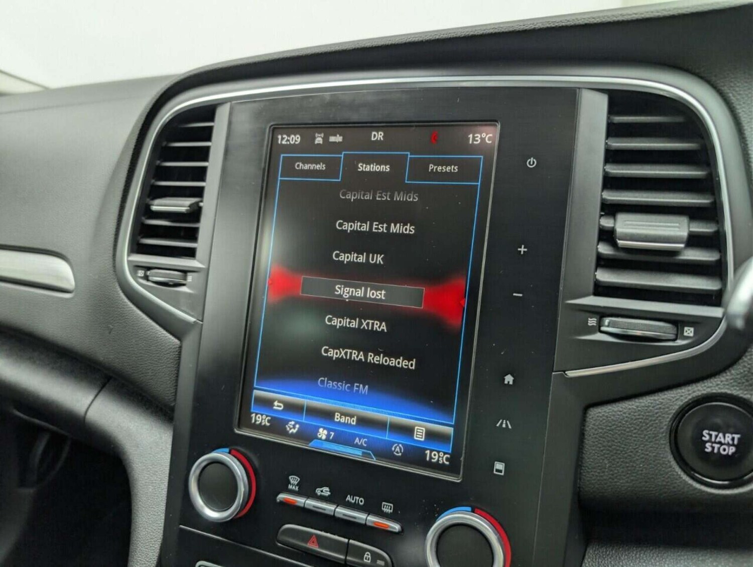 Used Renault Megane 2017 for sale - 77713908: Photo 15