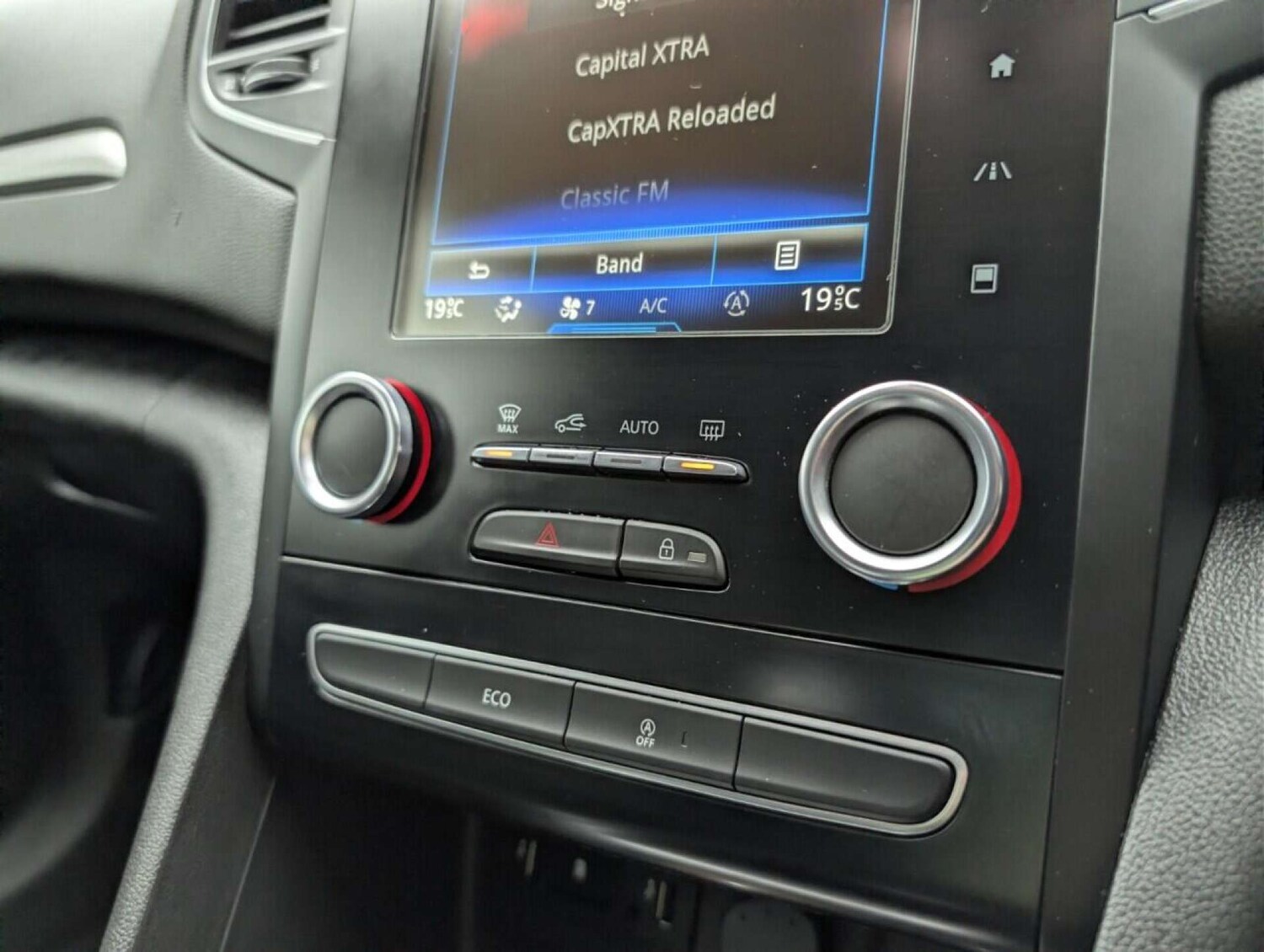 Used Renault Megane 2017 for sale - 77713908: Photo 16